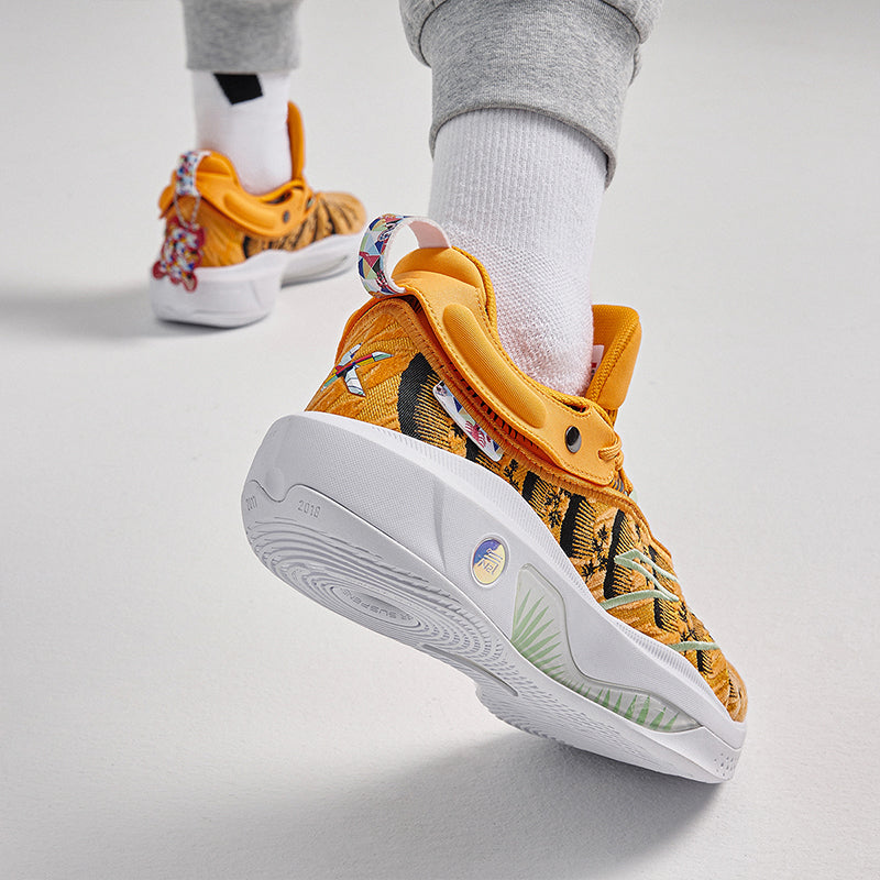 ANTA Men Klay Thompson Kt8 Basketball Shoes