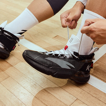 tying basketball shoe laces