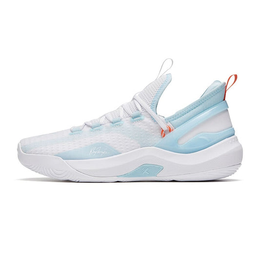 Men's / Shoes / Basketball