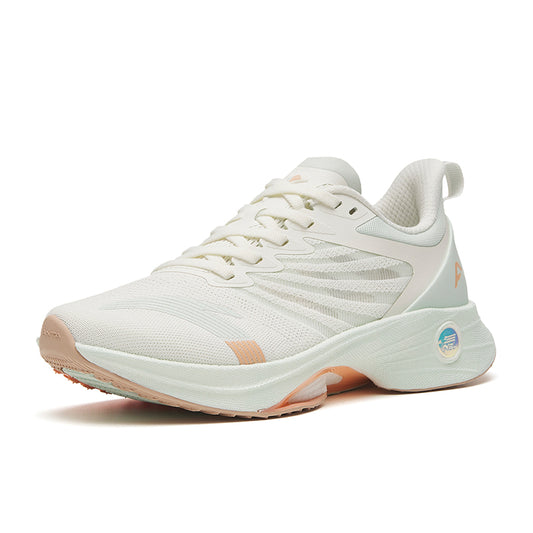 Women's / Shoes / Running