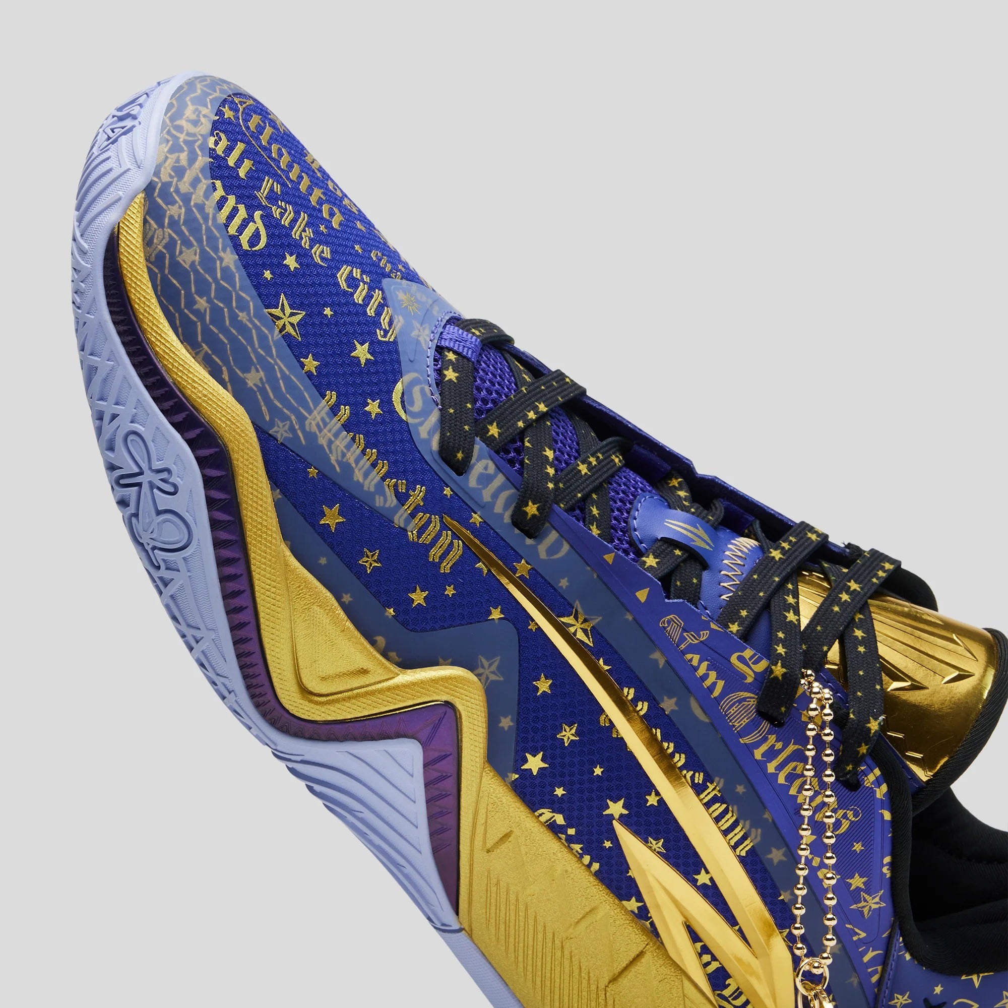 ANTA Men Kyrie Irving KAI 3 'Mentality' Basketball Shoes